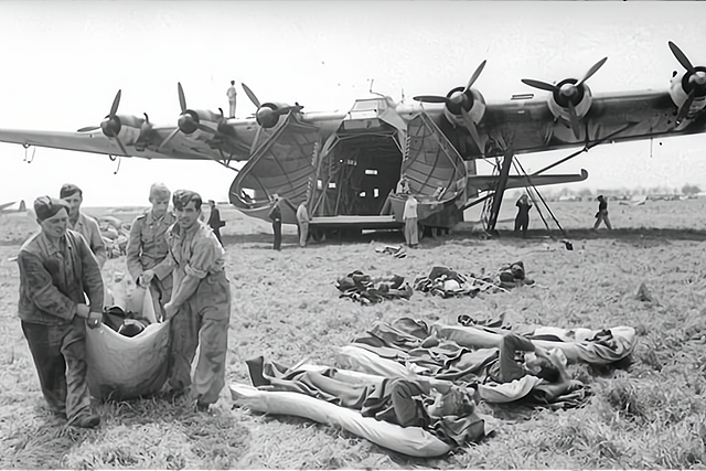 运输机|二战最大的陆基运输机，滑翔机改装而来的Me 323