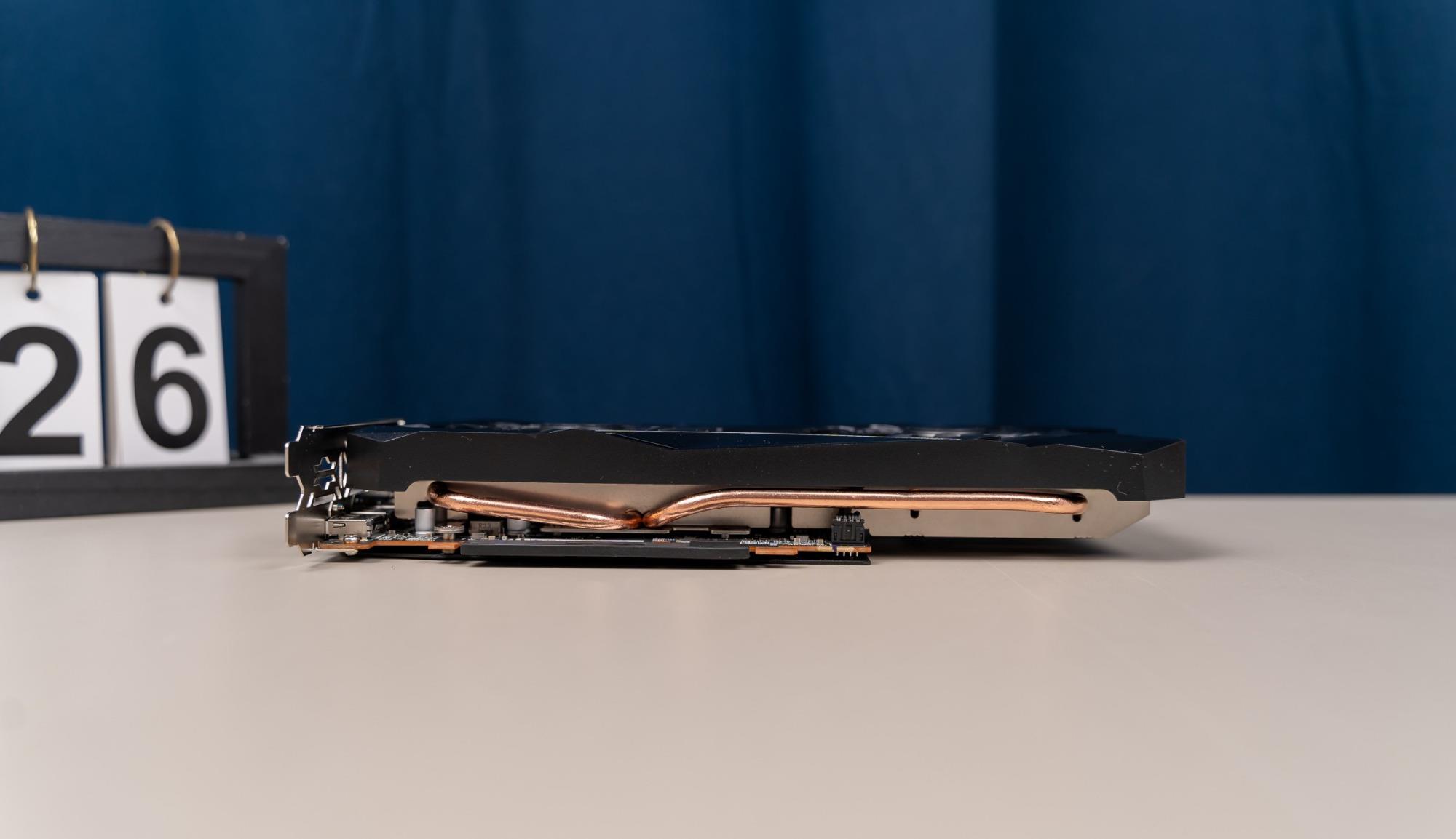 赵月看花花|小刀一手，性能依旧出众、华擎（ASRock）RX 6600挑战者显卡 评测