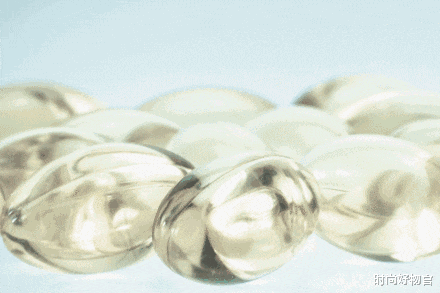 时尚好物官|小鲜肉王一博无意晒出护肤皂，网友：买了就后悔，后悔早没买！