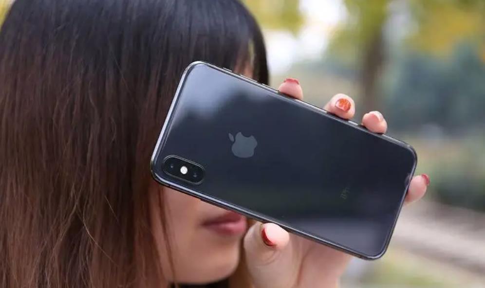 为什么越来越多的女生开始不用iPhone，而转向国产手机了？