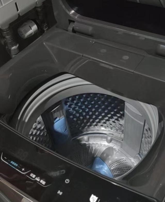 酷睿处理器|护色护形：小天鹅水魔方冷水洗衣机使用测评