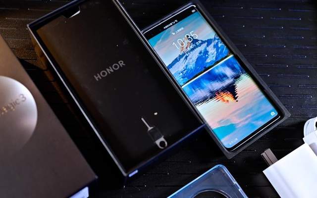 社会养老 大气与质感并存，荣耀Magic3 Pro手机评测体验，值得买吗？