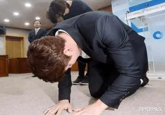 肖战|王怡人拒绝下跪,被骂1000多楼,韩网红宋智雅,一条广告报价60万