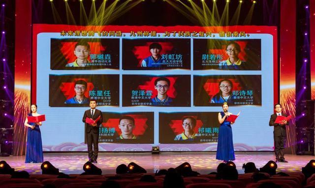 白衣少年啊 临汾同盛实验中学载歌载舞闹元宵,携手犇向新征程