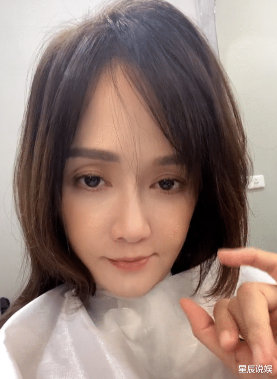 陈乔恩|陈乔恩晒出院照，素颜出镜略显憔悴，网友直呼：有些认不出