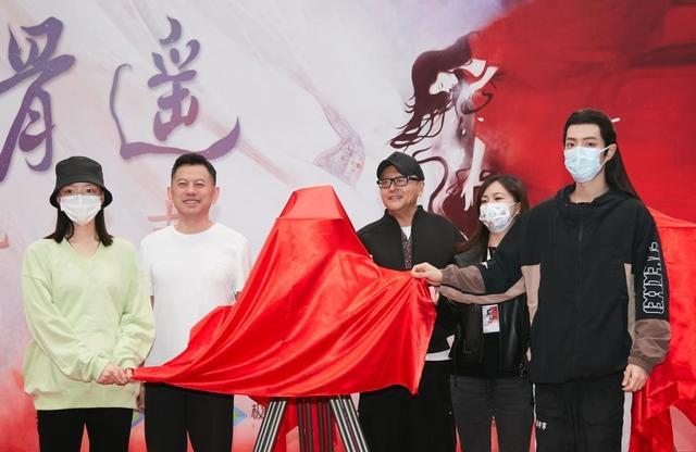 徐开骋|肖战《玉骨遥》备受众望！鹅厂细节之举太难忘，个人事业登新台阶