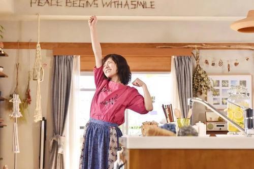 看了日本太太的卫生间清洁，才知道这些年来，我根本不懂得打扫