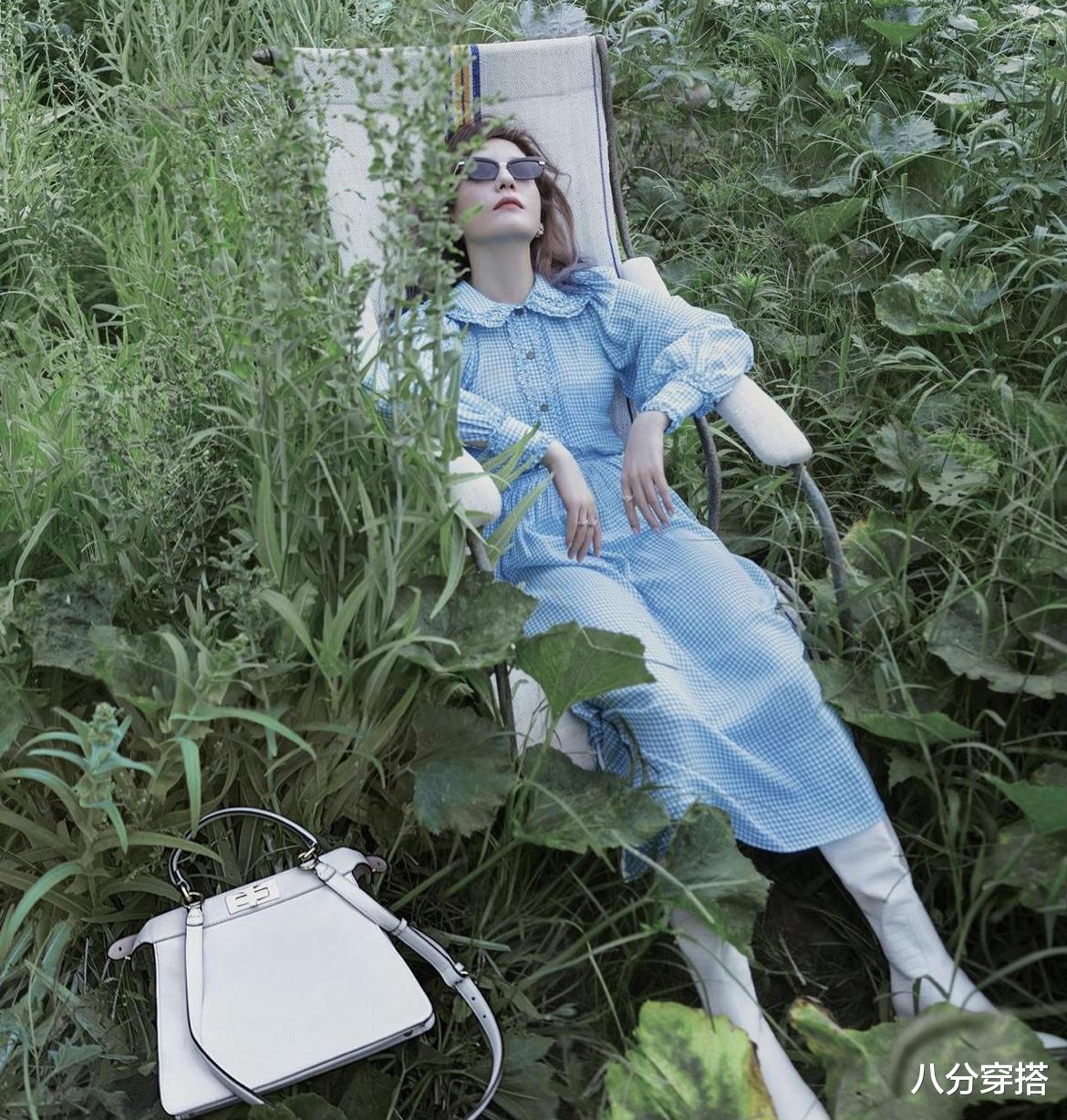 八分穿搭|赵薇这品味真看不懂，不仅红配绿还穿出了五五分身材，气质太拉胯