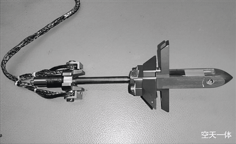 刚刚发射成功的实践二十一号到底是干啥的?空间站:太空碎片减缓