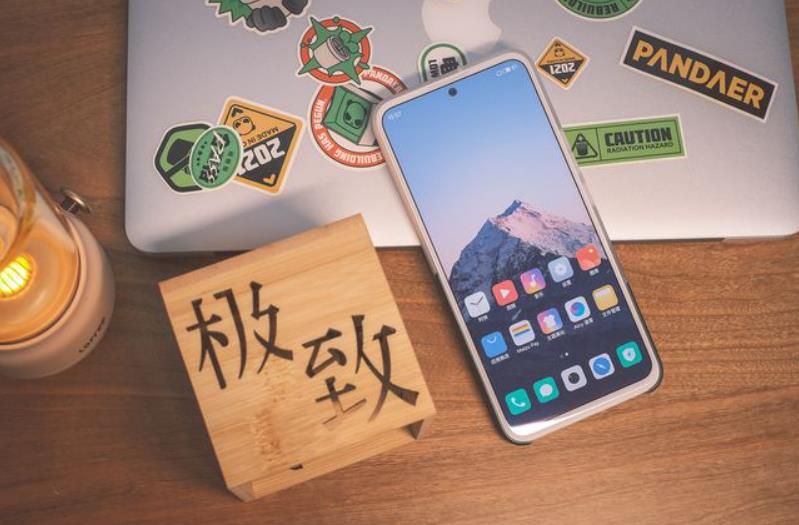 魅族|魅族18x这么好看，白色面板独一份，为何无人问津？