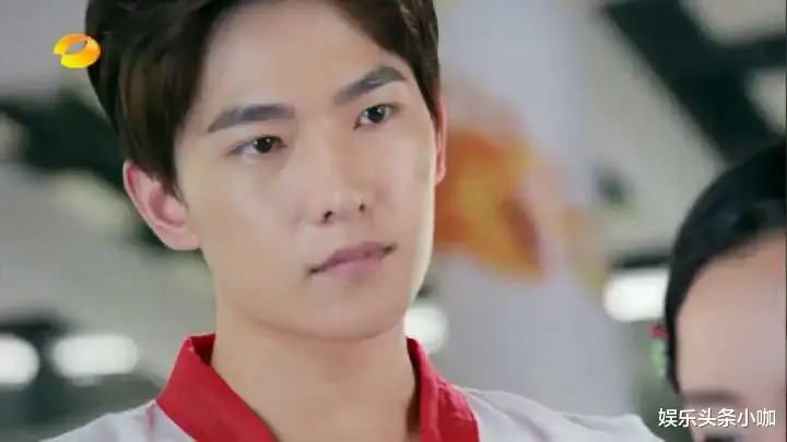 杨洋|不是吧！又一顶流渣男，冷暴力还让女友吃药？