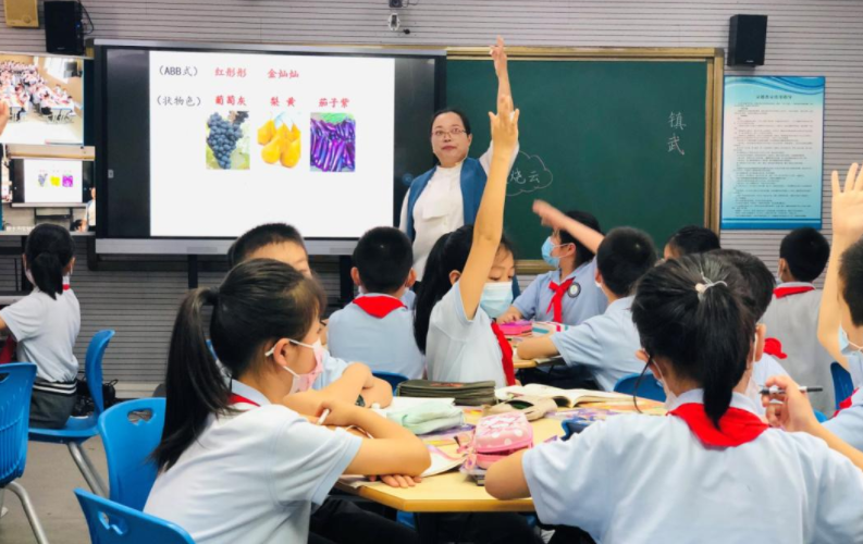 教师|“铁饭碗”再升级，国家已明确涨工资，求职将迎来新热潮