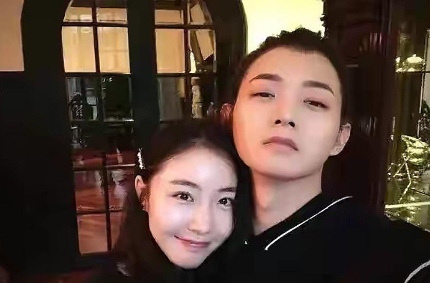 霍尊|霍尊与女友分手，说出四个字，网友知道他们九年的情感已灰飞烟灭