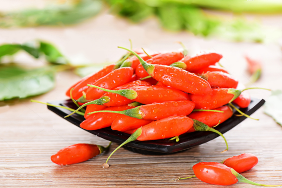 肺炎|枸杞--突破“亚健康”状态的途径