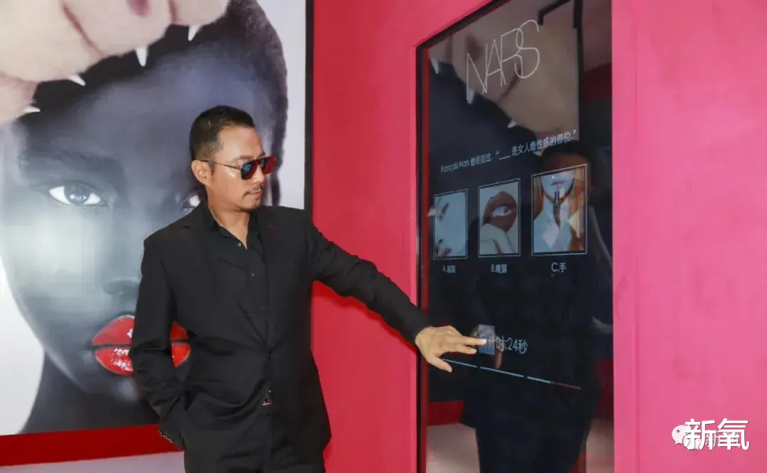 王俊凯|硬汉聚餐，秀色可餐！