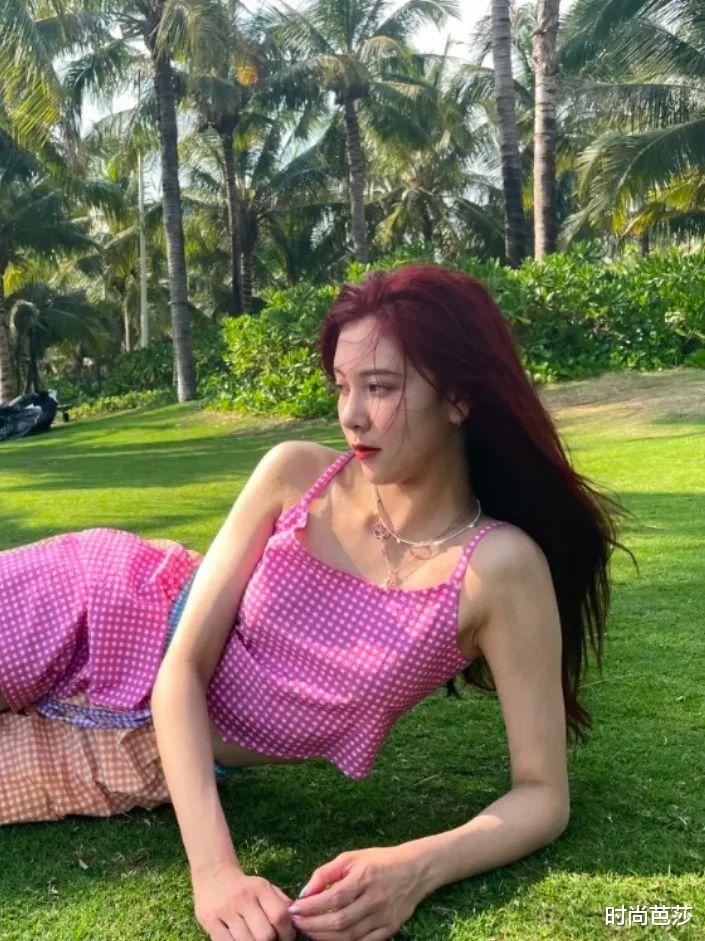 护发素|看她这一头红发，不就是现实版的人鱼公主吗？！