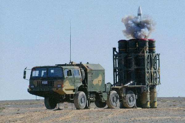 b-2轰炸机|一旦美国出动全部B2轰炸机，哪国能拦截并击落？专家：仅2国