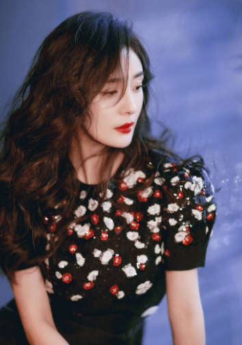 |以为没关系，其实是同学：宋茜苗苗还好，看到杨颖：怎么可能？