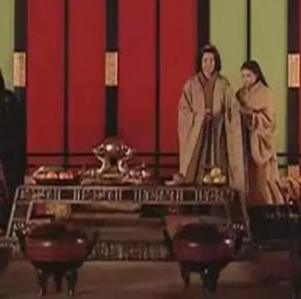 道具师|“假”到离谱，她活该被3亿人追着骂！