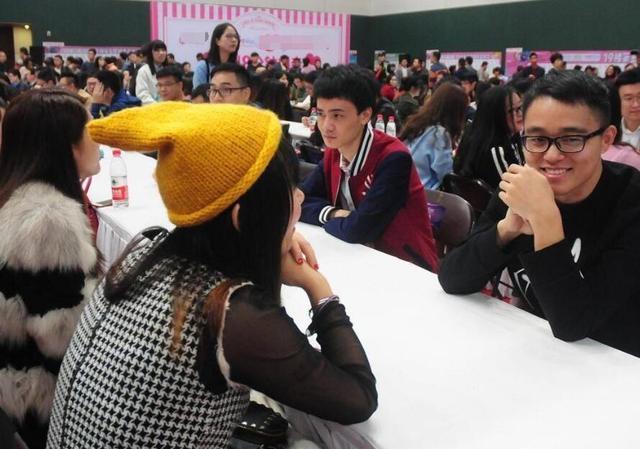 正午阳光|家有女儿，这6种家庭的男孩最好别嫁，彩礼丰厚也难幸福