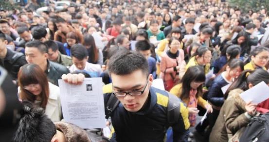 一更育儿|公务员“离职率”较高的职位，很多考生都后悔了，考生要慎重选择