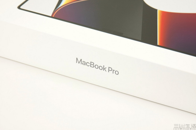 MacBook Pro|新款MacBook Pro初体验，一款令人惊喜的产品