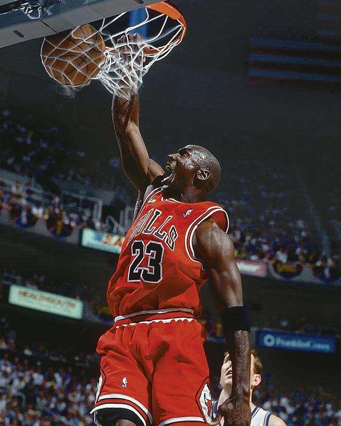 篮球|篮球的魅力！动态图盘点NBA球星们的标志性进攻方式