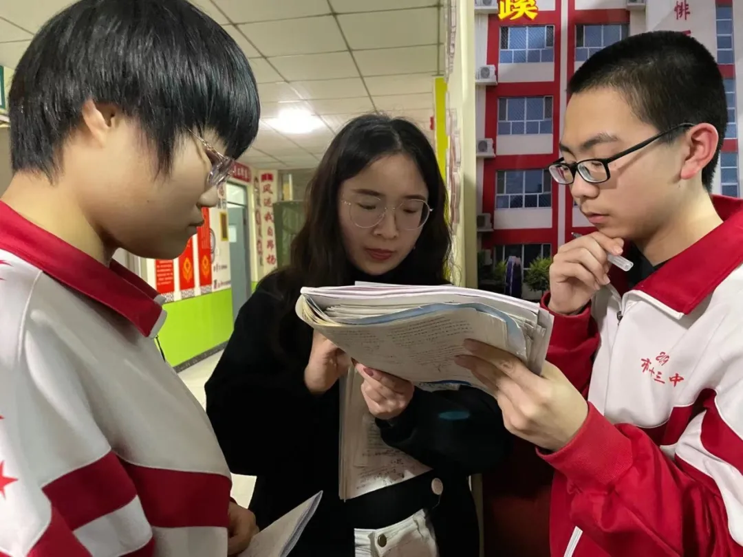 圈衡水 学生追梦 老师保驾护航