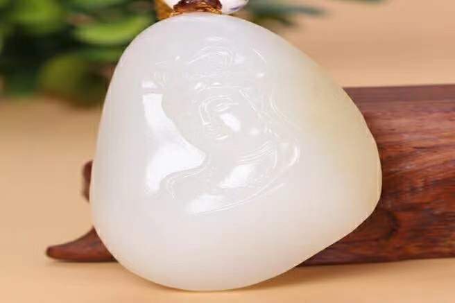 玉雕|你想知道手中的和田玉值多少钱么？