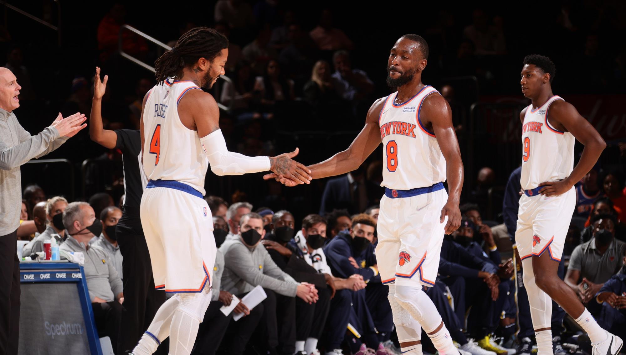 奶球妈咪聊|纽约玫瑰盛开了!玫瑰罗斯重回巅峰,尼克斯18分大胜奇才!