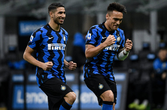 国际米兰|张康阳现身国米训练场！夺冠前最后动员，站绝对C位，巨星听命