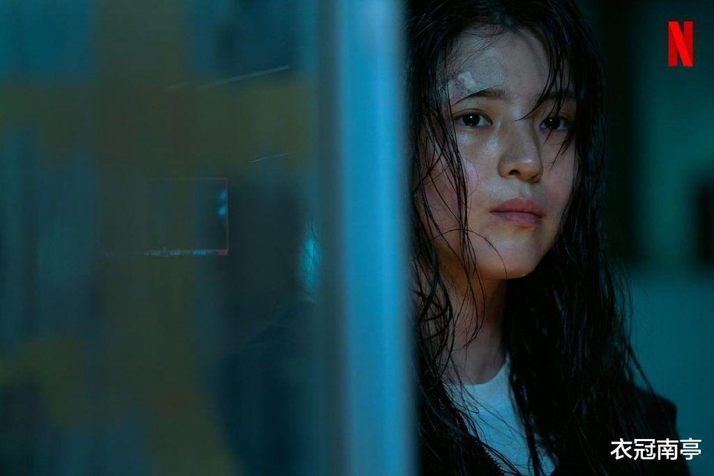 刑侦笔记|《以吾之名》最强小三韩素希，转型打女，一个打七个，太过瘾了