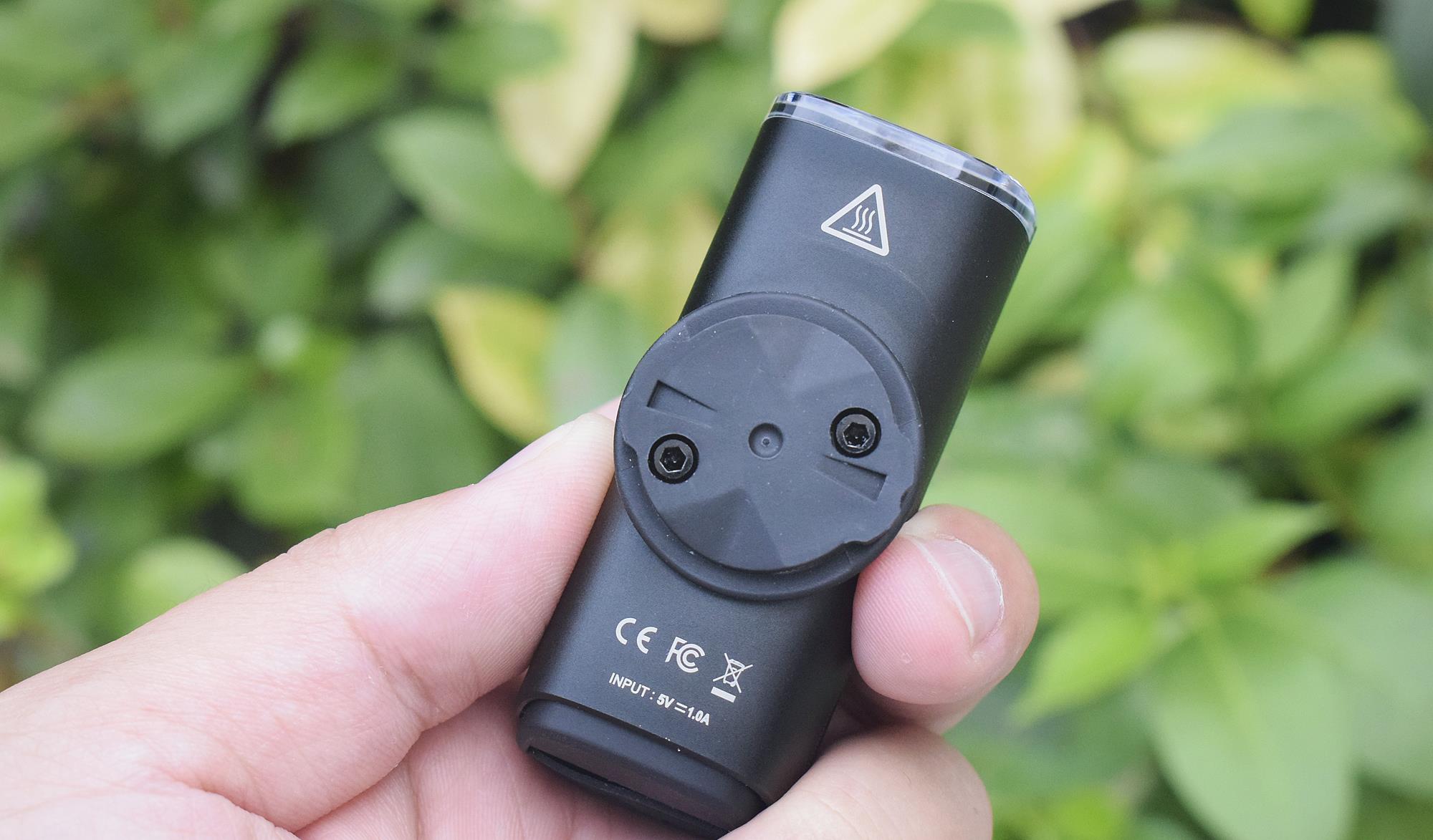 白说数码|美好骑行，照亮生活！迈极炫RN400车灯&TTA多功能支架体验