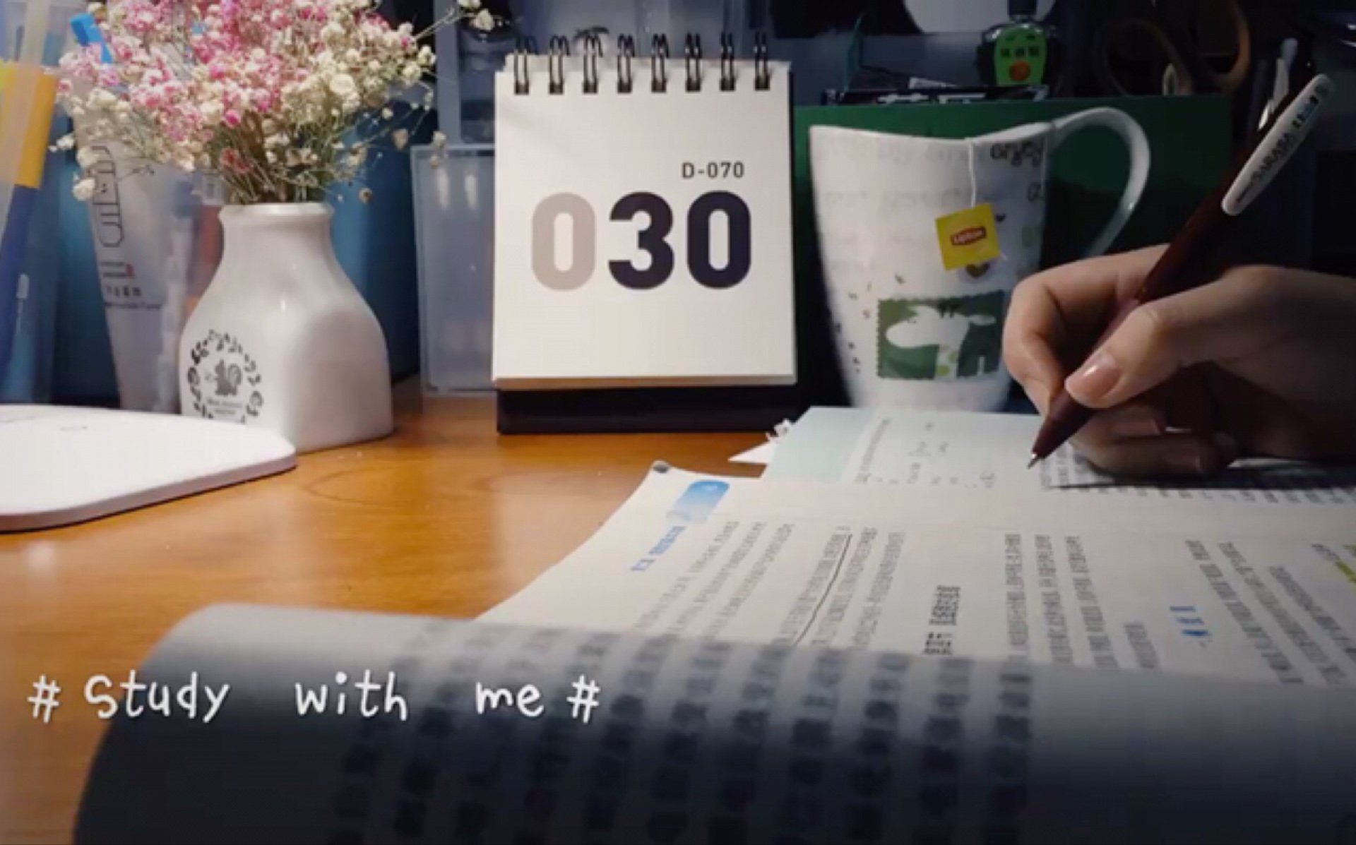 制服|考研“涨声”四起，报名人数上涨，考研真能成求职“避风港”吗？