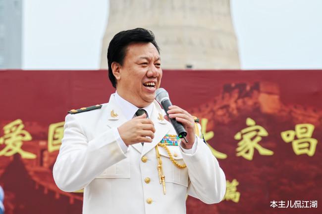 京剧|“当兵的人”刘斌：和初恋妻子相爱一生，退休后生活怎样？