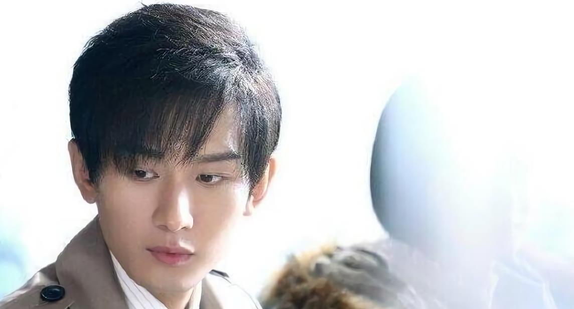 成毅|成毅挑战谍战剧，搭档女主来自《锦心似玉》，看阵容：熬夜也得追