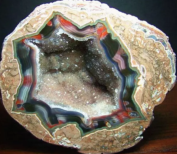 邮票|切开一块“欢乐”的石头