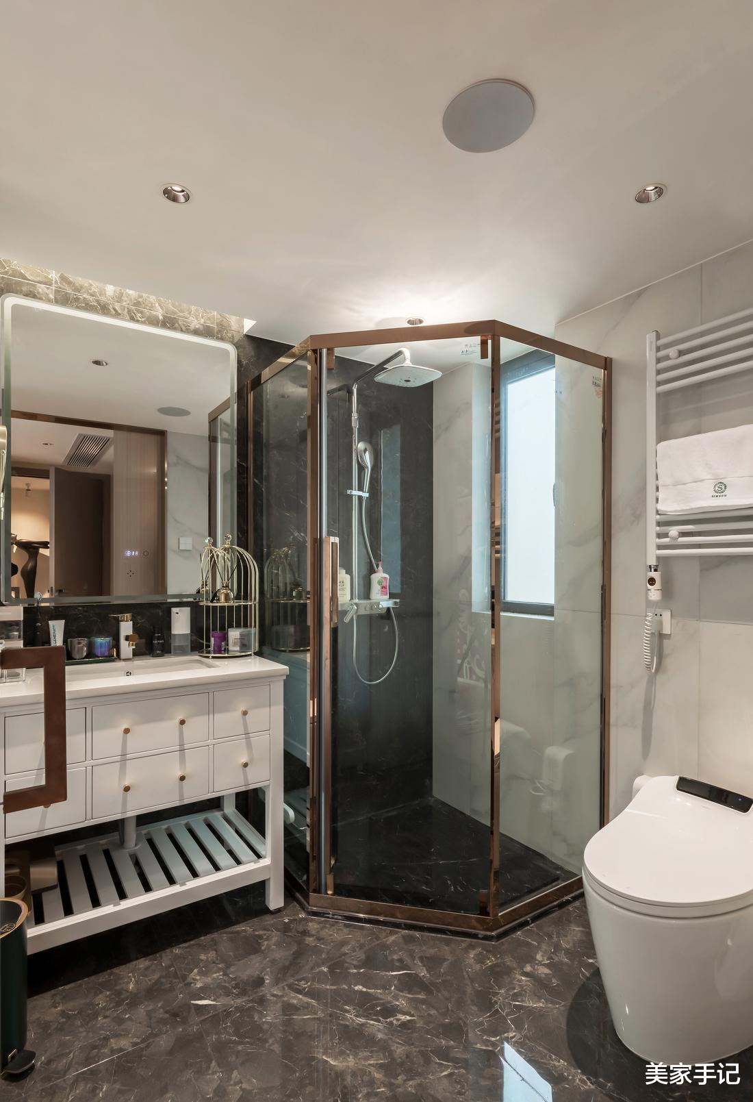 这是我见过最高级的家，巧用黑白灰，装出大宅范，太惊艳了！晒晒