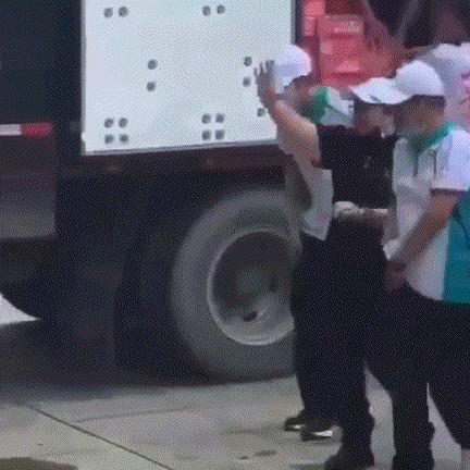 琳妹儿说|韩红、王一博被质疑作秀,网友:别让爱心寒了心!