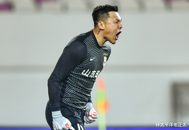 絕殺|2-1逆轉(zhuǎn)！郭田雨92分鐘絕殺！山東泰山正賽15連勝，最快下輪奪冠