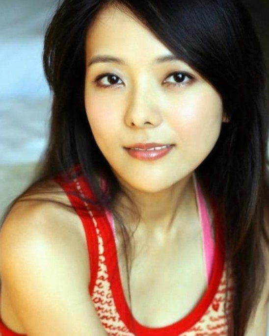 中年女同学的自救|杨乐乐毁灭史：从“湖南美女主持”到“万人唾”，她经历了什么？
