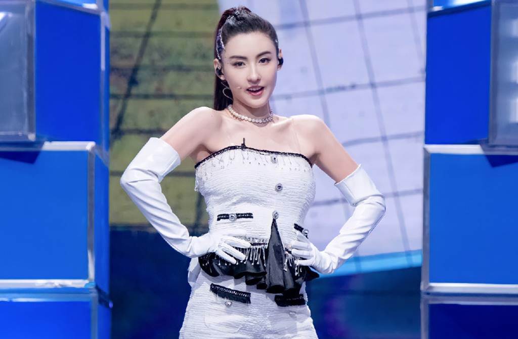 张柏芝|冻龄都假的？40岁张柏芝未P模样曝光