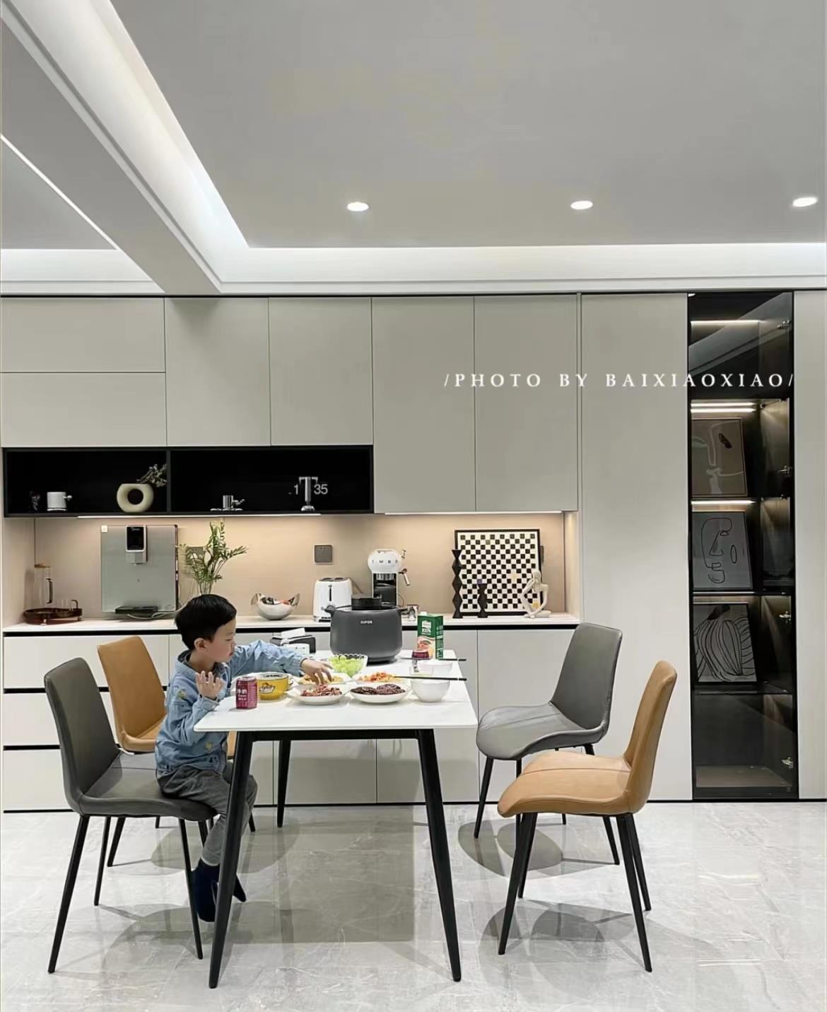 业主花30W装出来的家,却被吐槽像“出租屋”,她却觉得挺好