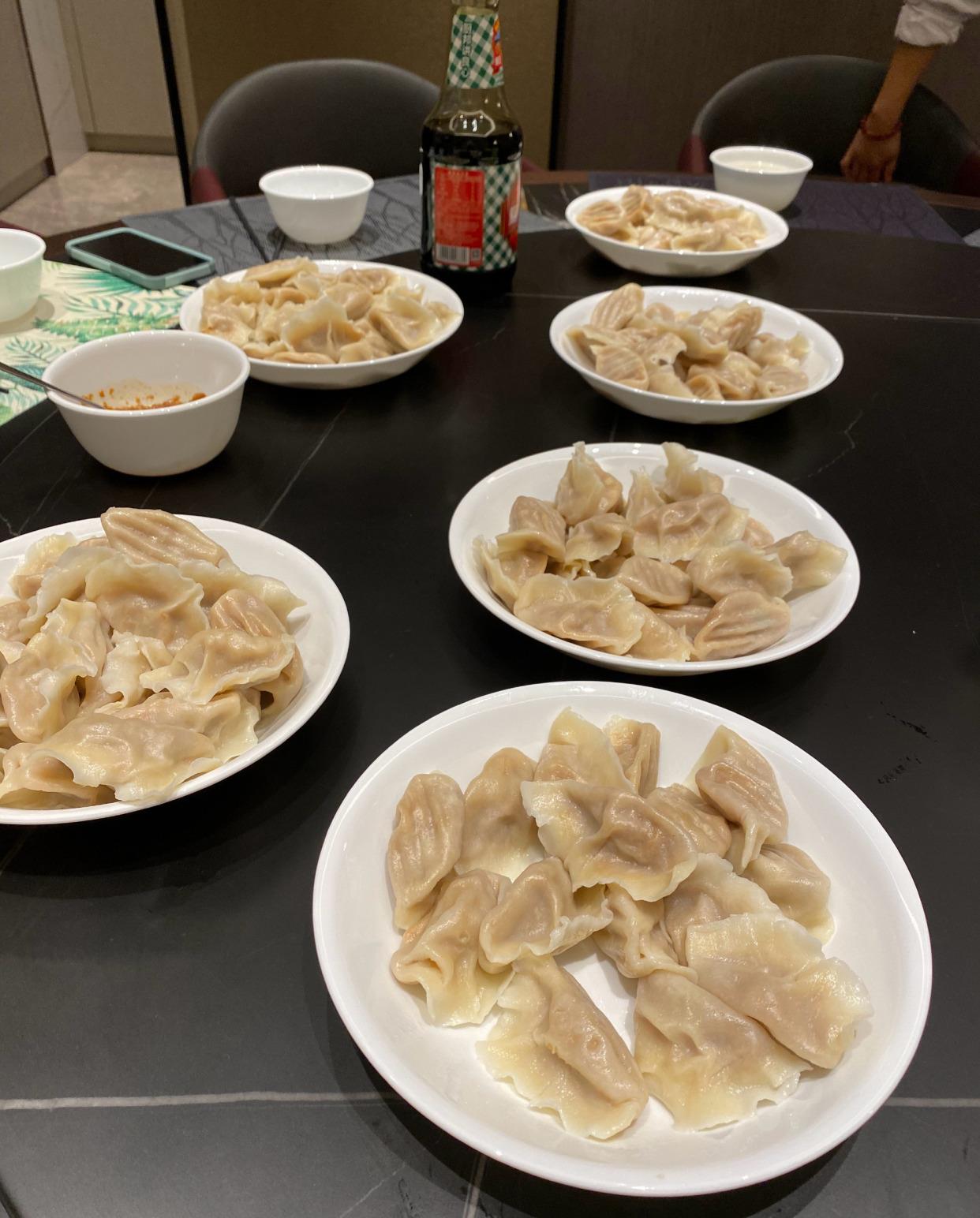 岳云鹏|岳云鹏晒美食,引来47万点赞,网友:不用看,我已经知道是啥