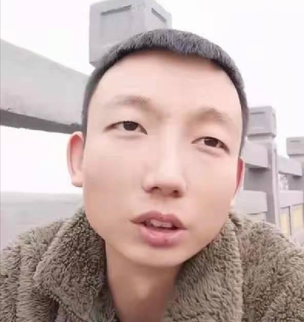 失眠|田静一家4口甜蜜，小熊深夜失眠落泪：不争，比房子更珍贵的品质