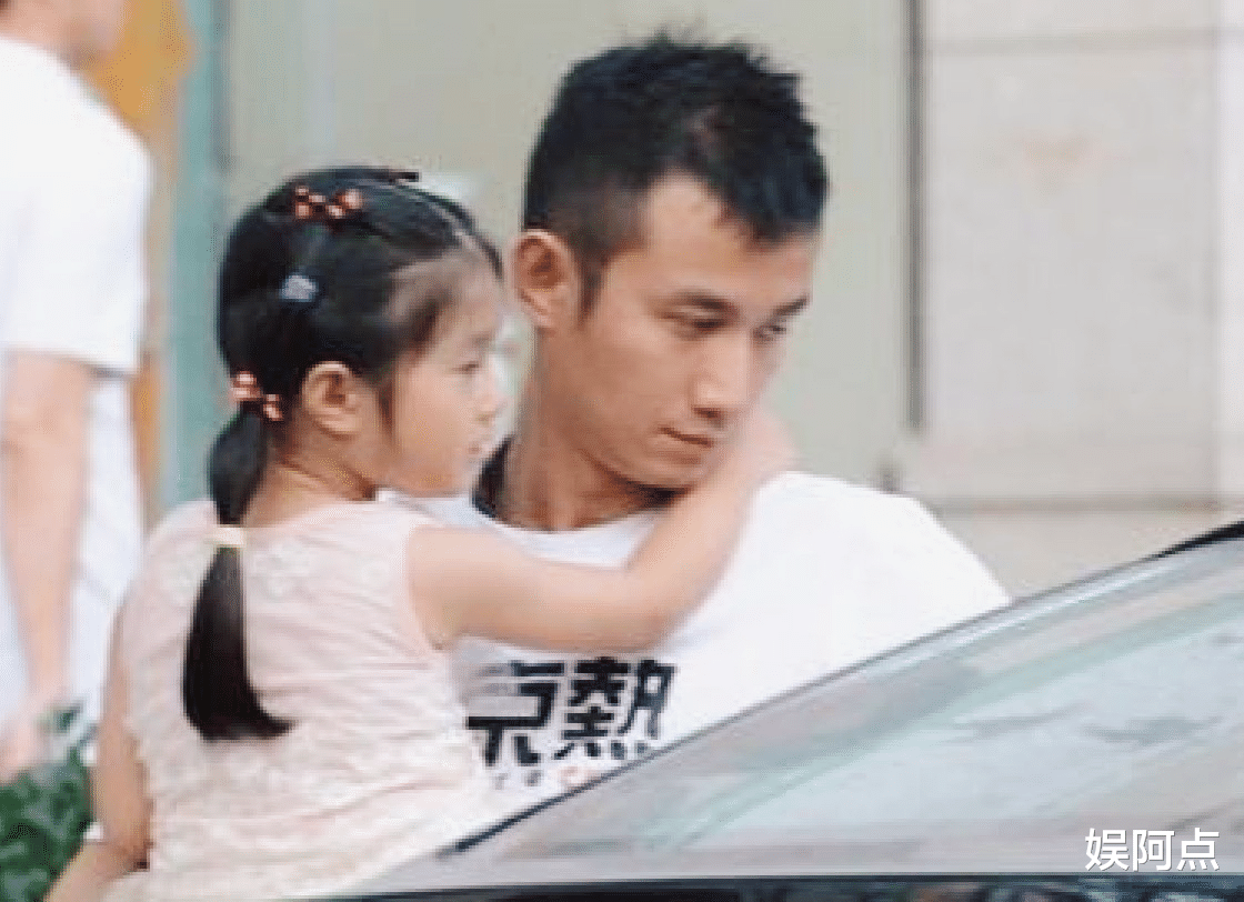 周锐|37岁的文章怎么了?脸部浮肿老到认不出,离开马伊琍后无戏可拍