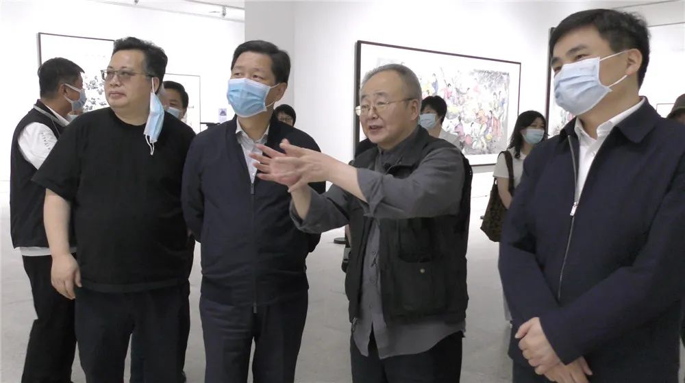 艺展中国 八位艺术家用艺术的神奇力量把“大美神农架”搬到了湖北美术馆