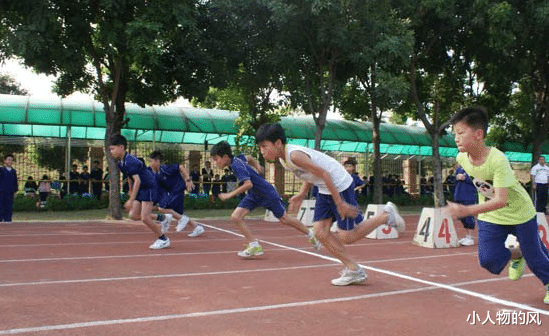 北体大学生打疫苗照走红,满满的男子气慨,这才是男生该有的样子