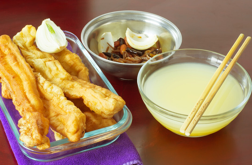 长寿|吃一顿等于吃6个塑料袋,医生:喝粥常放“1物”,脾胃已“烂如渔网”