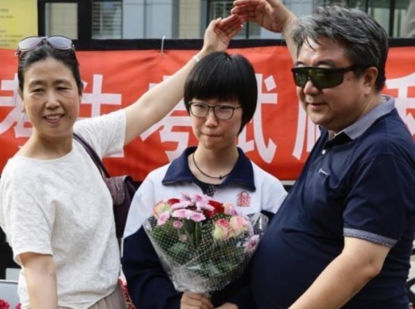 月落等风來|638分重庆考生查分后直接复读,高考志愿都不填,后来考了多少分